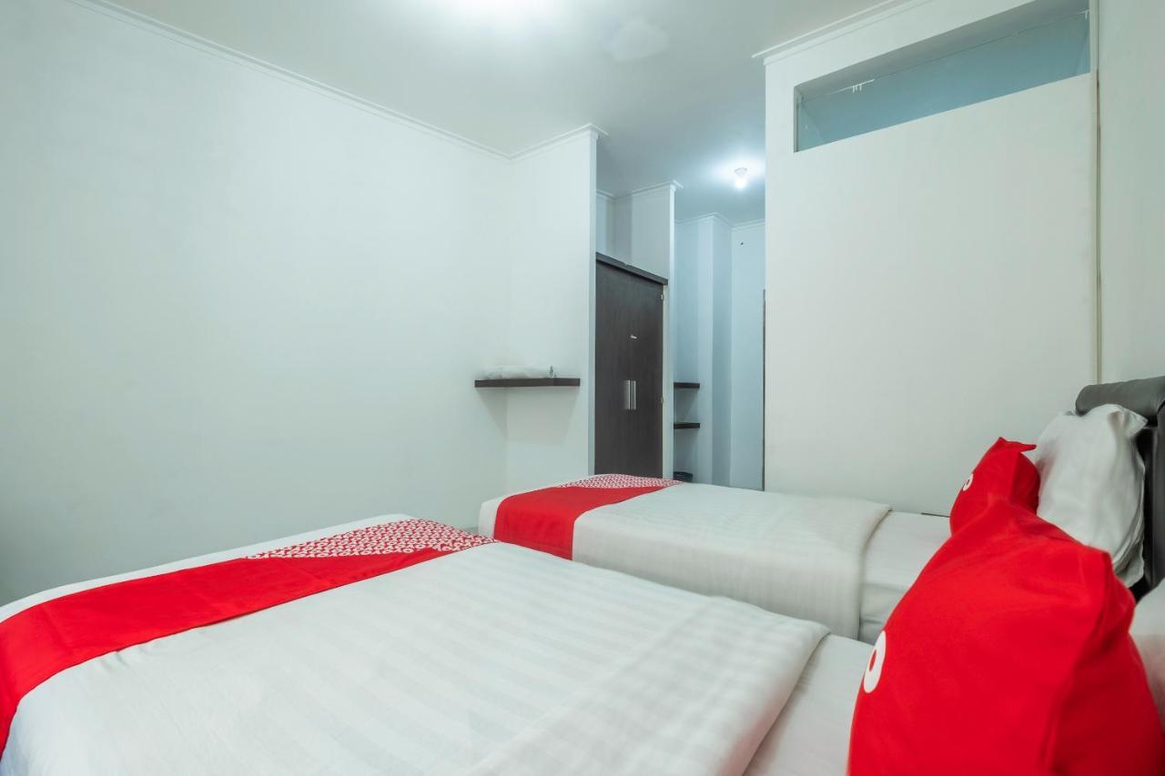 Super Oyo 1876 Fortuna Hotel